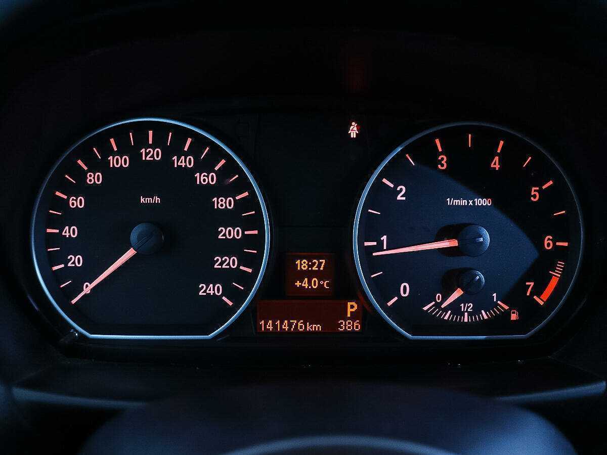 Б/У БМВ 1 серии 2010 года. Фото: #9