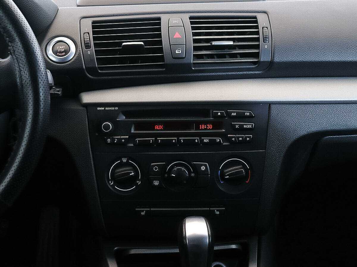 Б/У БМВ 1 серии 2010 года. Фото: #11