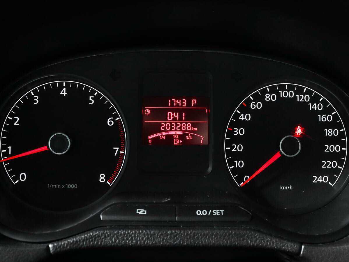 Б/У Фольксваген Поло 2011 года. Фото: #10