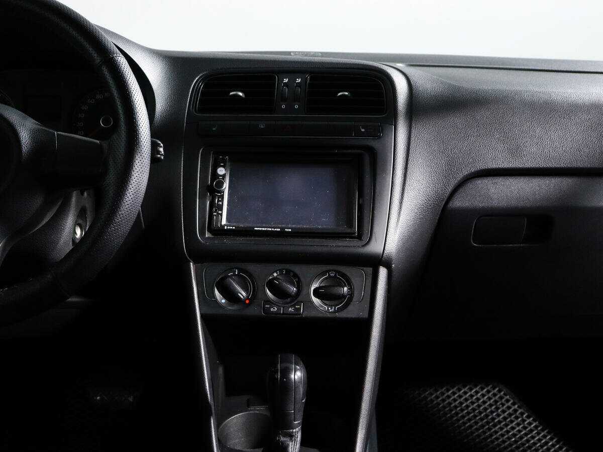 Б/У Фольксваген Поло 2011 года. Фото: #12