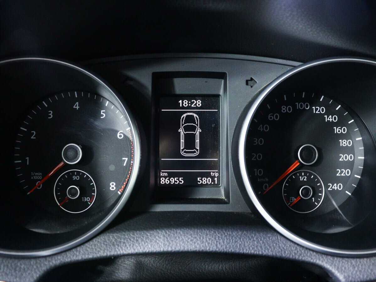 Б/У Фольксваген Гольф 2009 года. Фото: #10