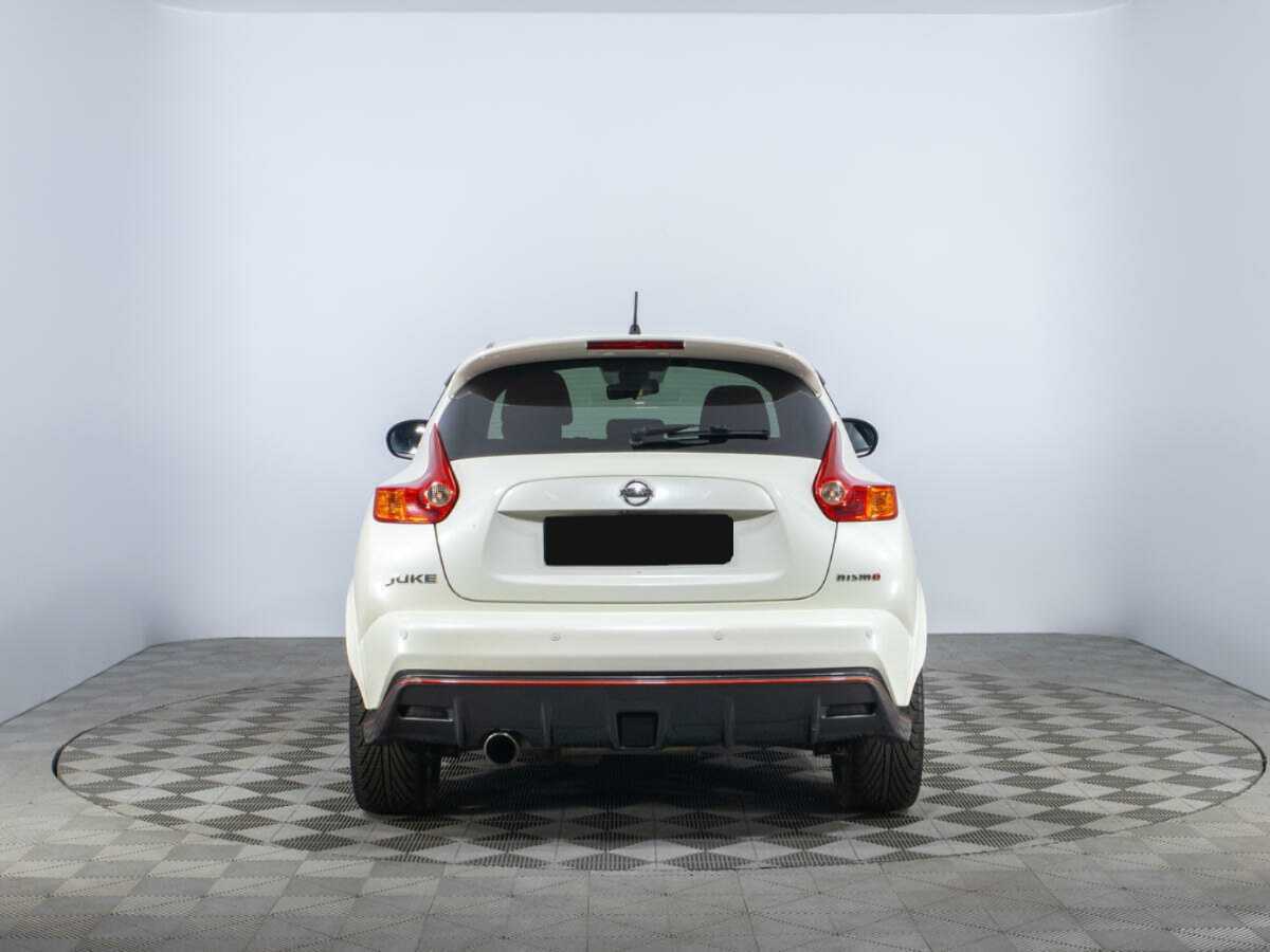 Б/У Ниссан Жук Нисмо 2013 года. Фото: #5