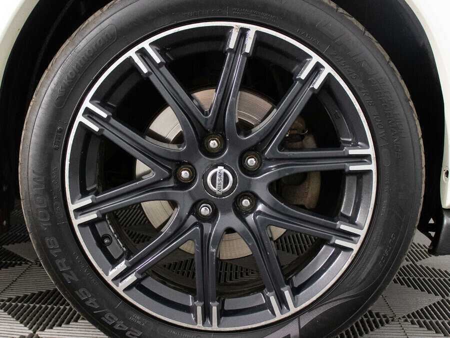 Б/У Ниссан Жук Нисмо 2013 года. Фото: #20