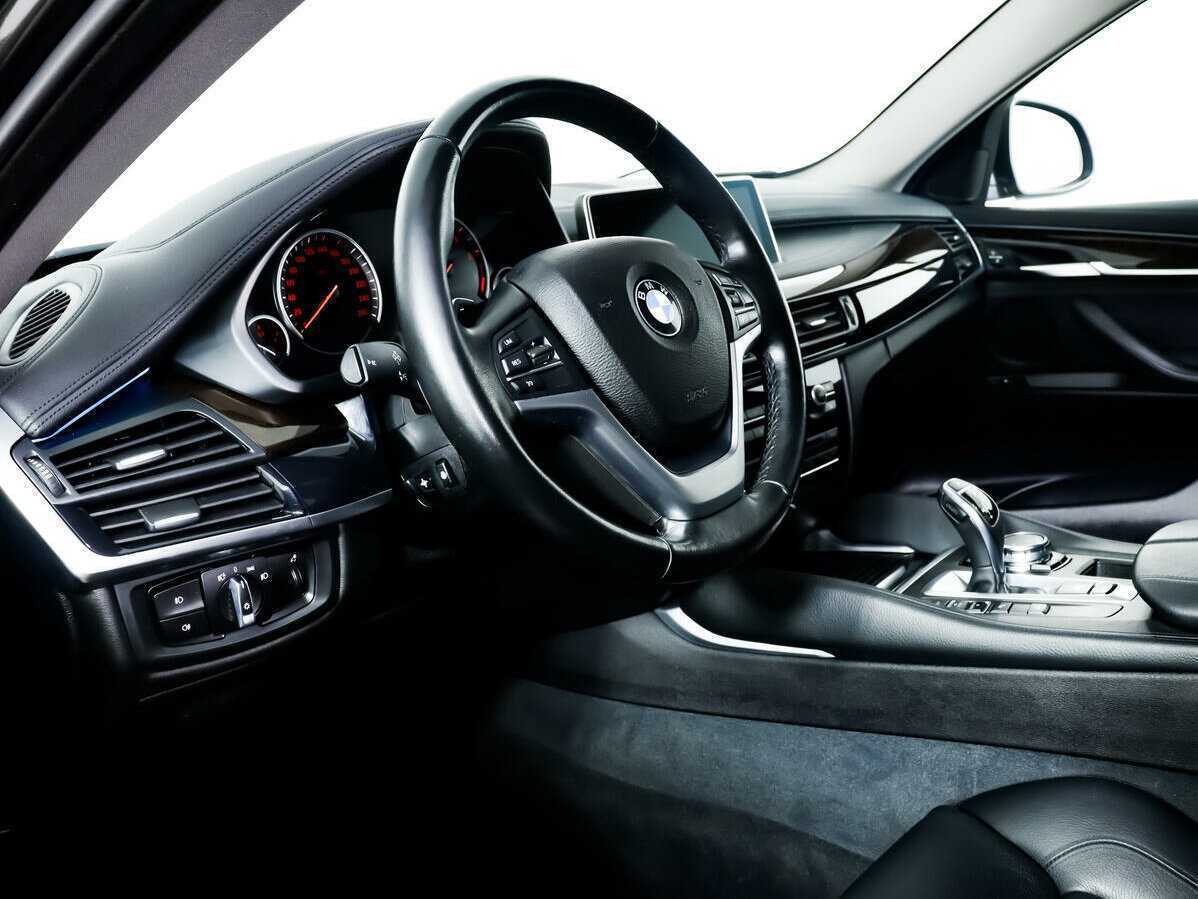 Б/У БМВ Икс6 2016 года. Фото: #12