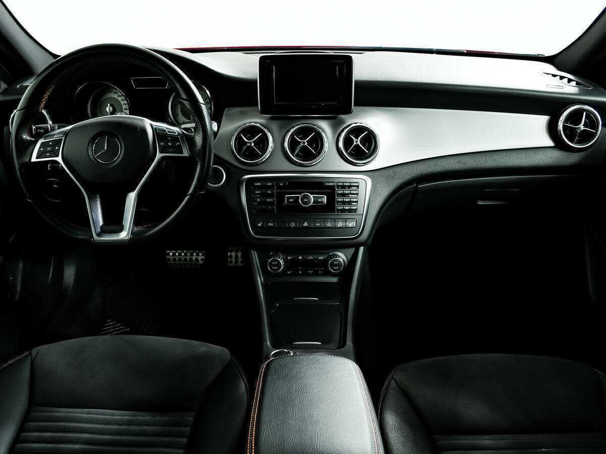 Б/У Мерседес-Бенц ГЛА 2014 года. Фото: #10