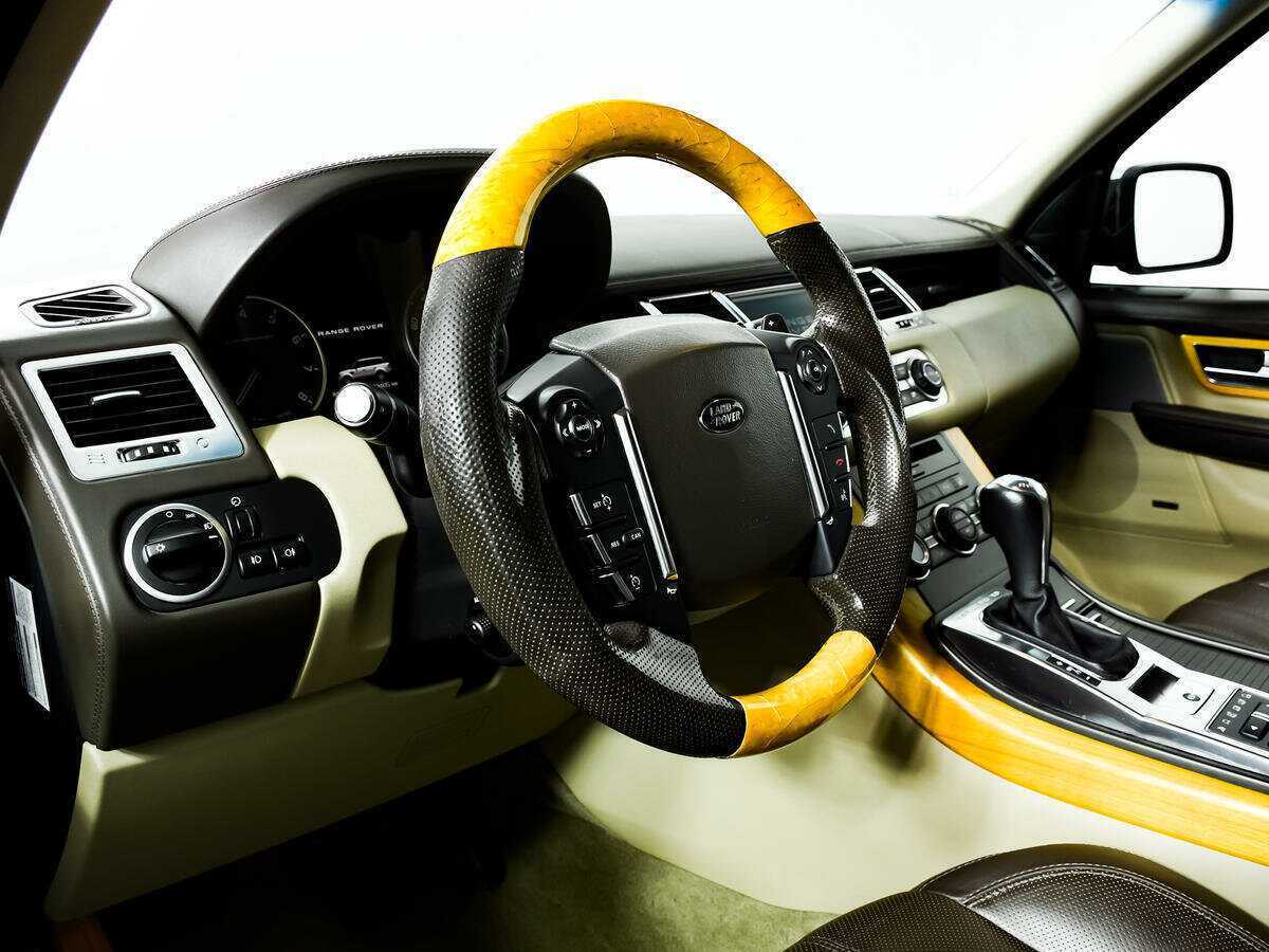 Б/У Лэнд Ровер Рэнж Ровер Спорт 2012 года. Фото: #12