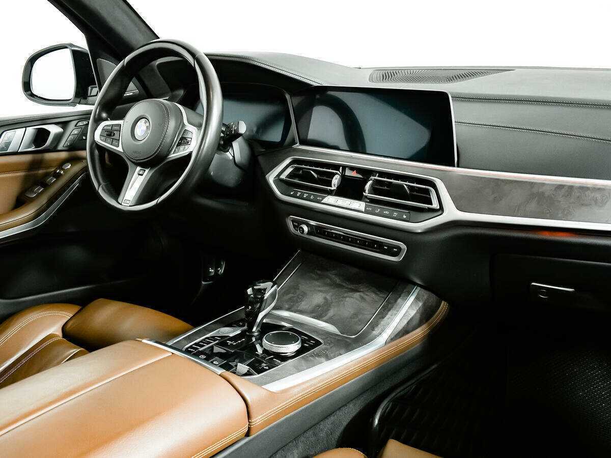 Б/У БМВ Икс7 2019 года. Фото: #6