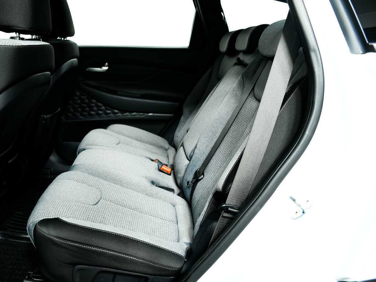 Б/У Хендай Санта Фе 2019 года. Фото: #9