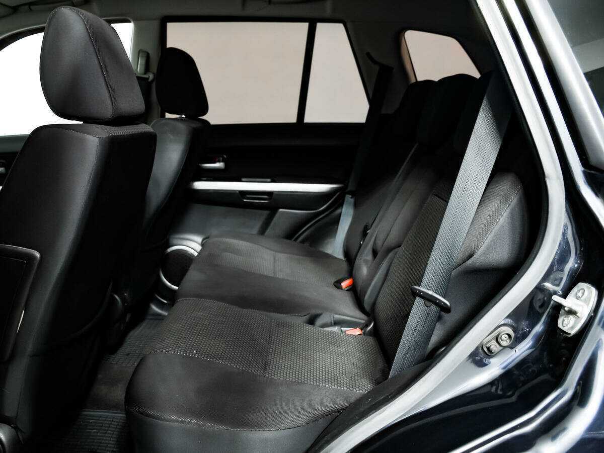 Б/У Сузуки Гранд Витара 2011 года. Фото: #11