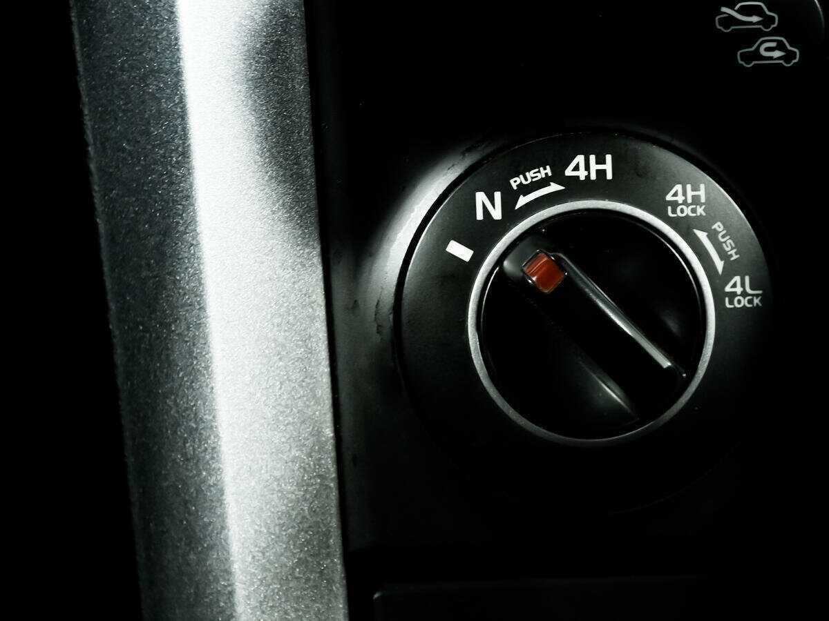 Б/У Сузуки Гранд Витара 2011 года. Фото: #15