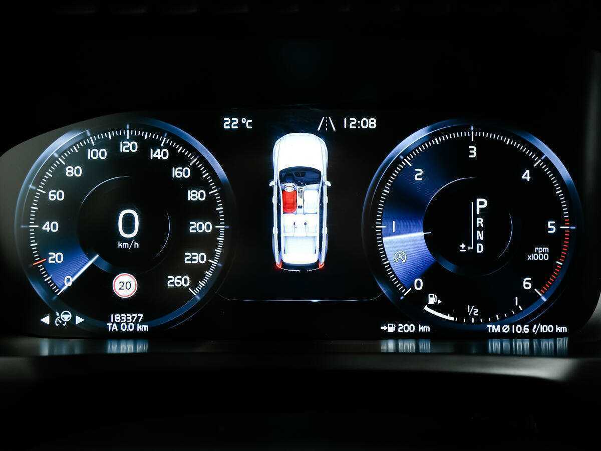 Б/У Вольво ИксЦ90 2017 года. Фото: #7