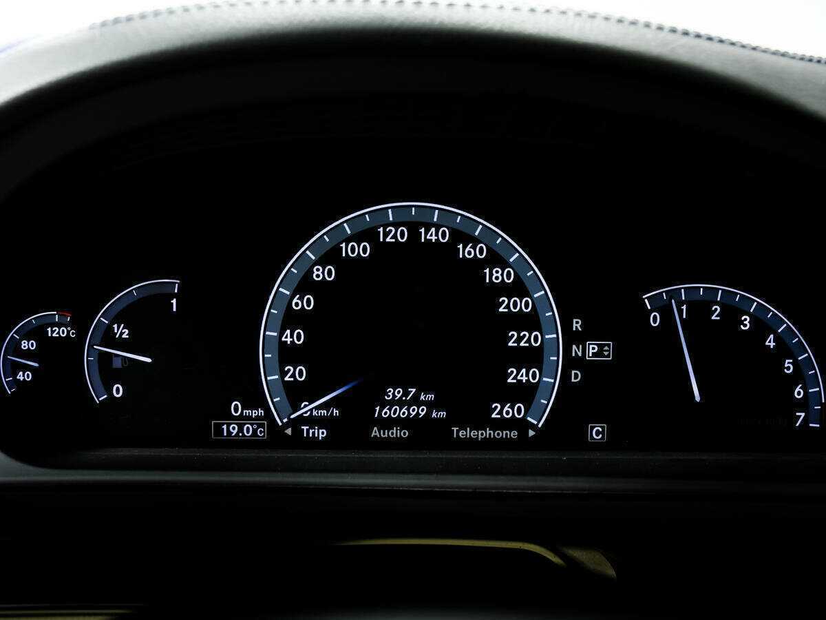 Б/У Мерседес-Бенц С-Класс 2010 года. Фото: #7