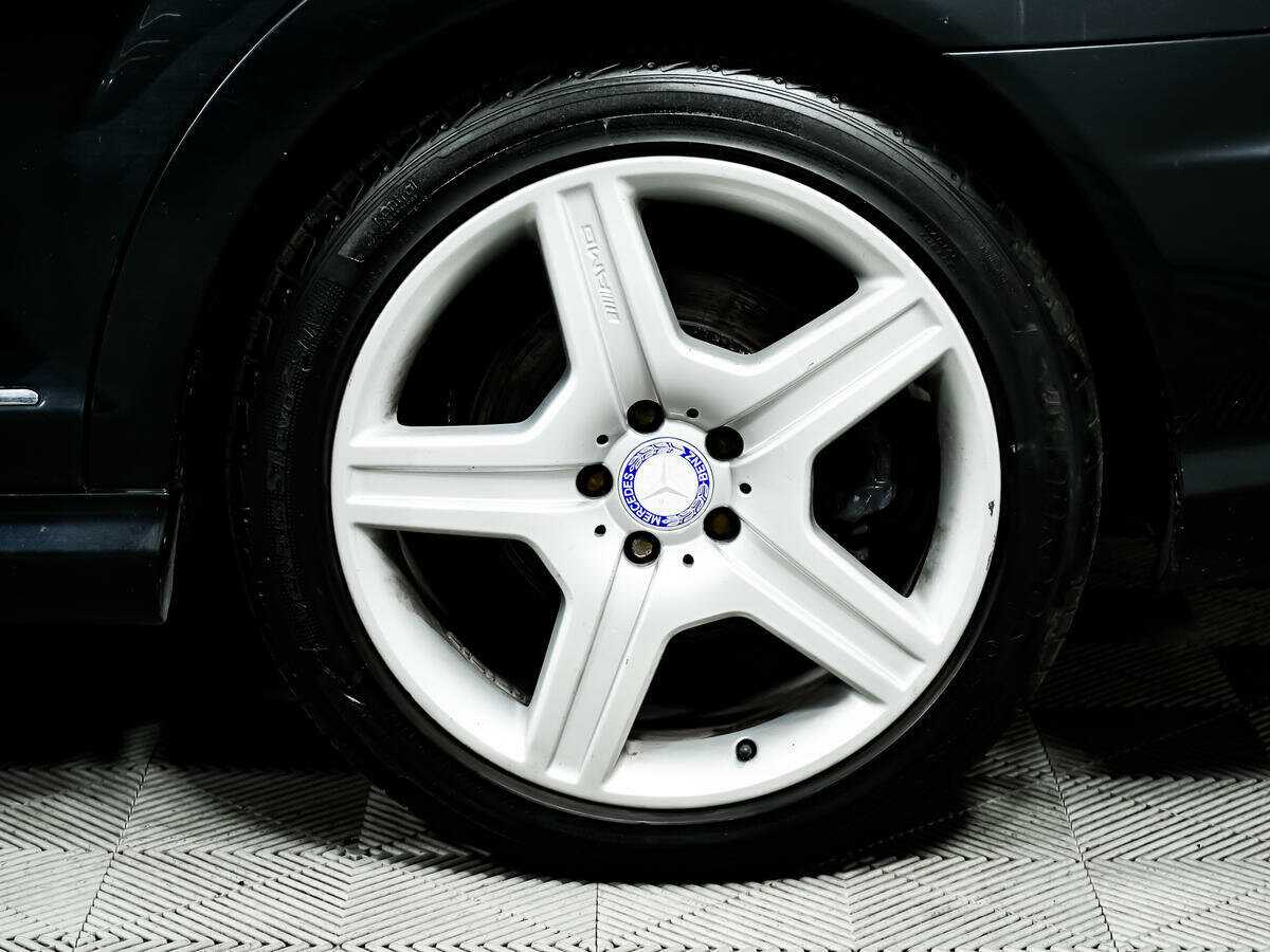 Б/У Мерседес-Бенц С-Класс 2010 года. Фото: #11