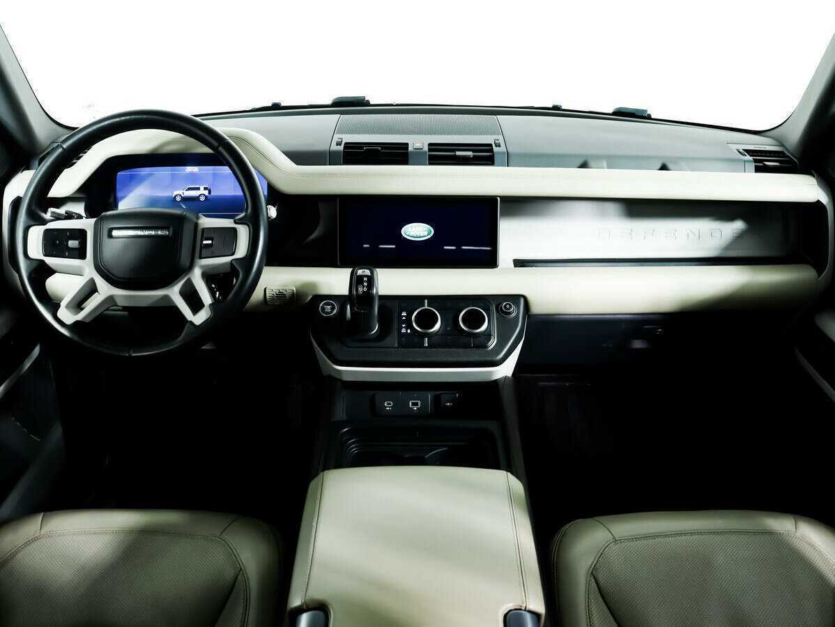 Б/У Лэнд Ровер Дефендер 2021 года. Фото: #10