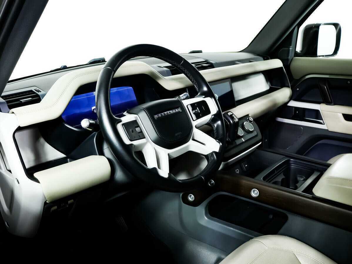 Б/У Лэнд Ровер Дефендер 2021 года. Фото: #12