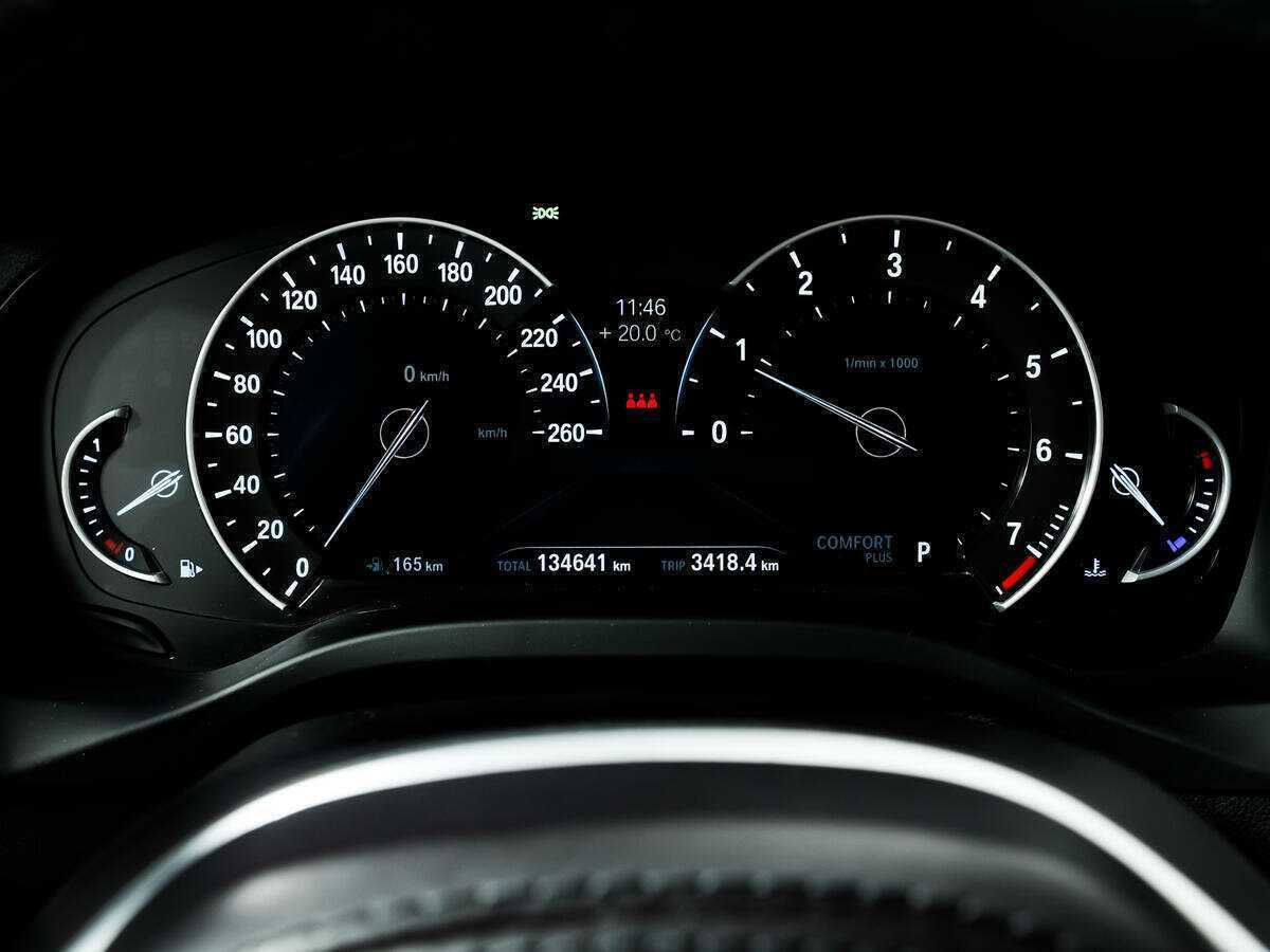 Б/У БМВ Икс3 2017 года. Фото: #9