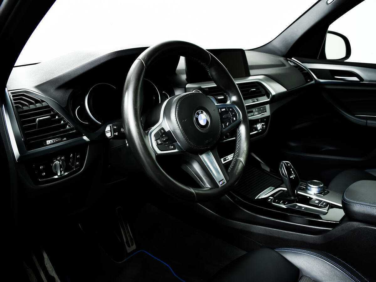 Б/У БМВ Икс3 2017 года. Фото: #12