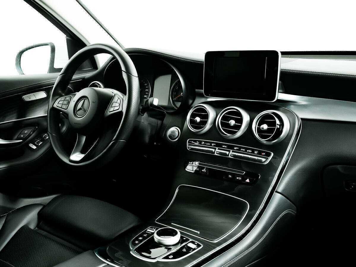 Б/У Мерседес-Бенц ГЛЦ 2017 года. Фото: #6