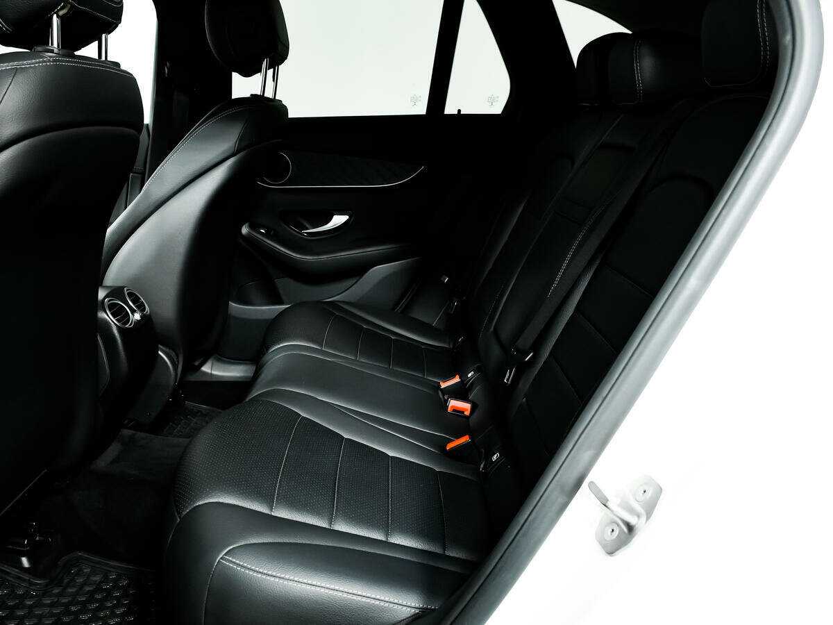 Б/У Мерседес-Бенц ГЛЦ 2017 года. Фото: #9