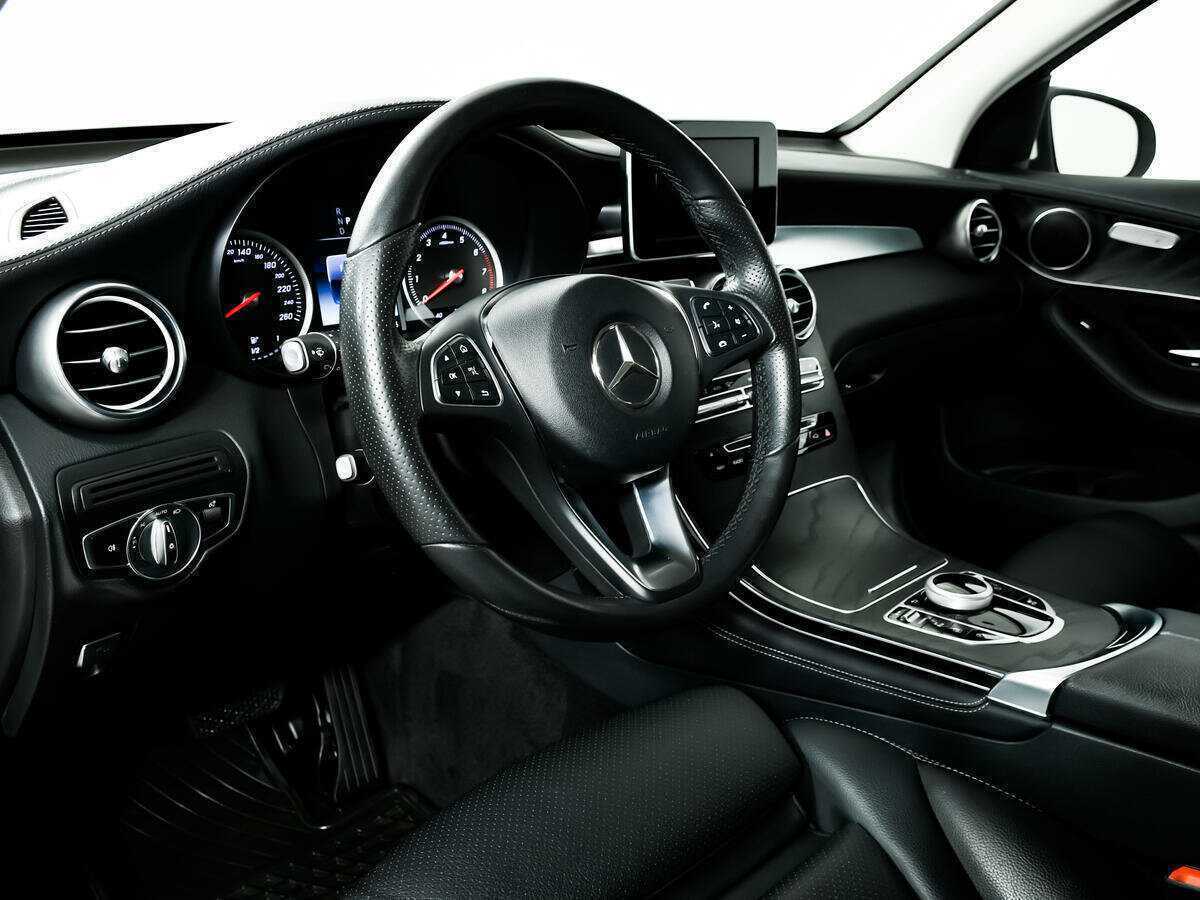 Б/У Мерседес-Бенц ГЛЦ 2017 года. Фото: #10