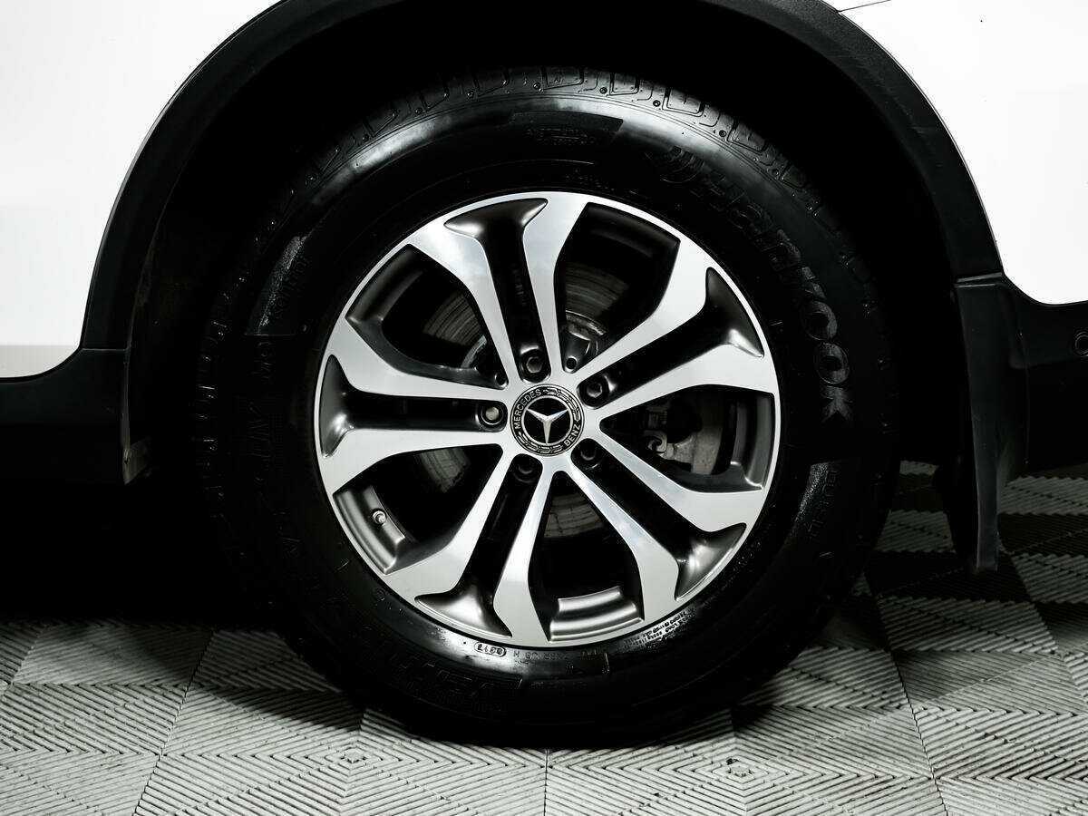 Б/У Мерседес-Бенц ГЛЦ 2017 года. Фото: #11