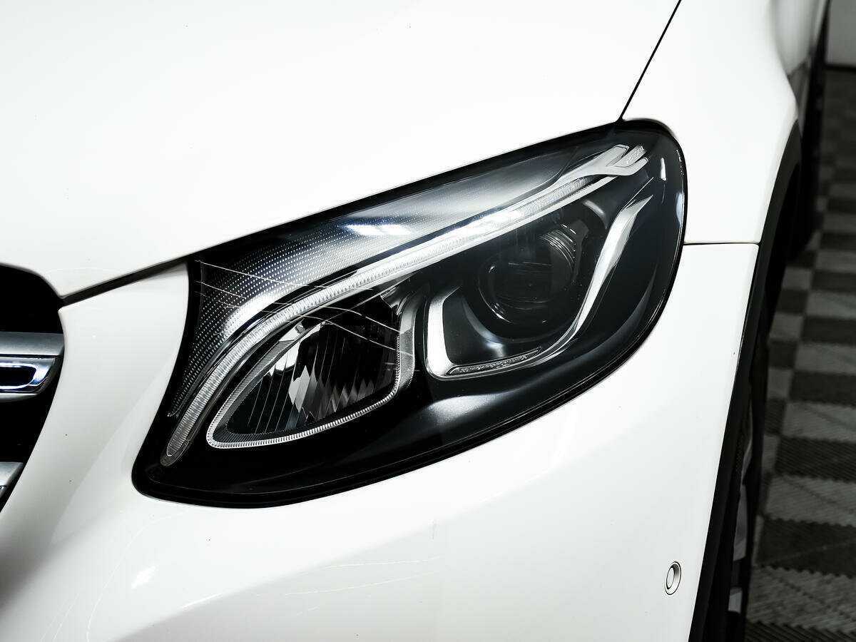 Б/У Мерседес-Бенц ГЛЦ 2017 года. Фото: #12