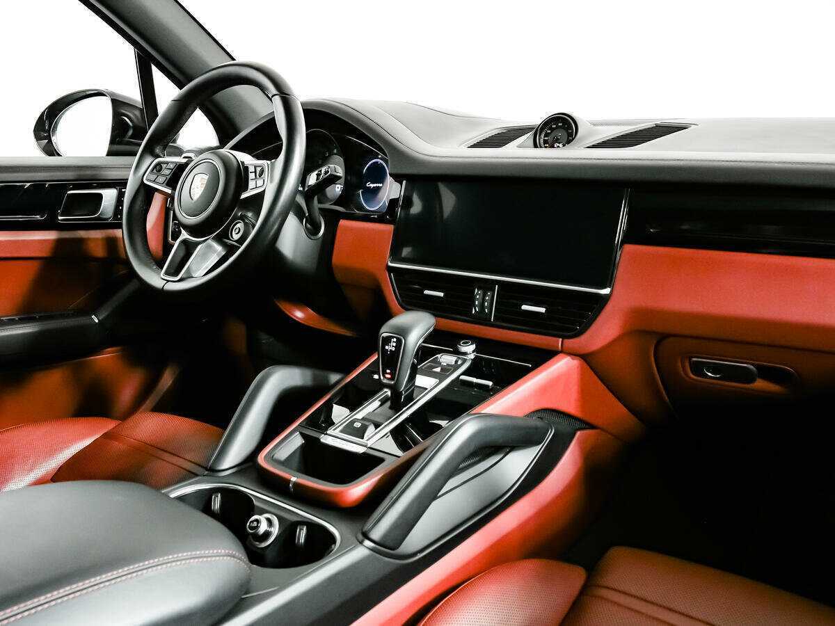 Б/У Порш Кайен 2019 года. Фото: #8