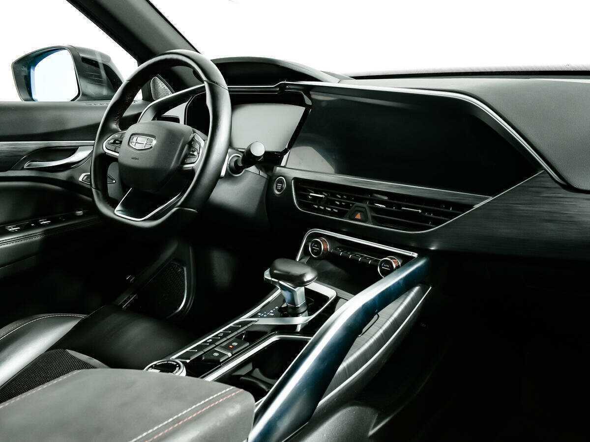 Б/У Джили Тугелла 2022 года. Фото: #8