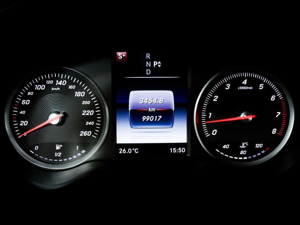 Б/У Мерседес-Бенц ГЛЦ Купе 2016 года. Фото: #9