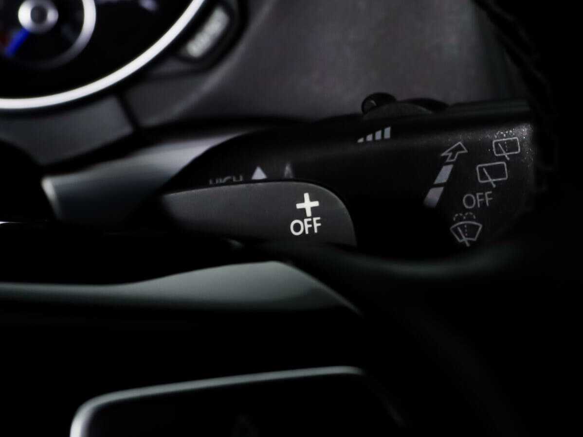 Б/У Фольксваген Гольф Р 2012 года. Фото: #16