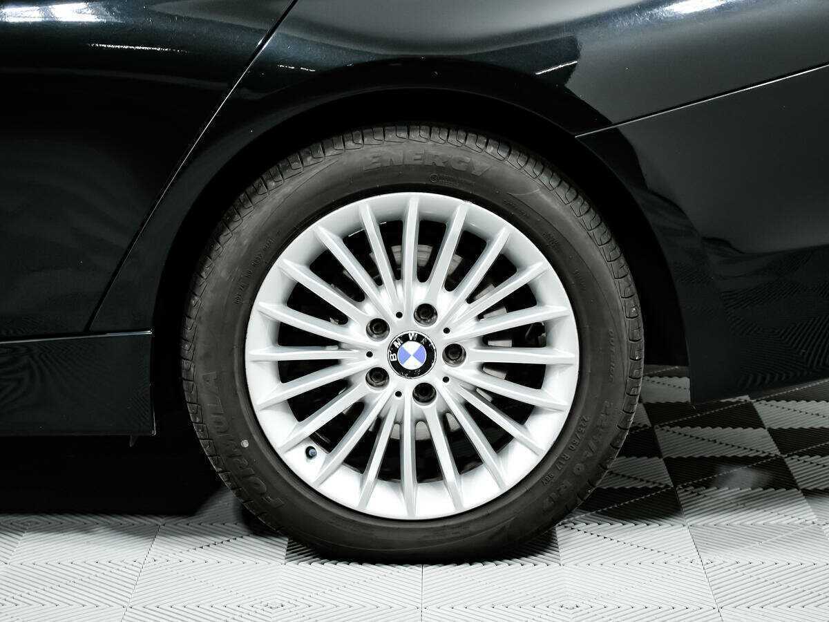 Б/У БМВ 3 серии 2013 года. Фото: #13