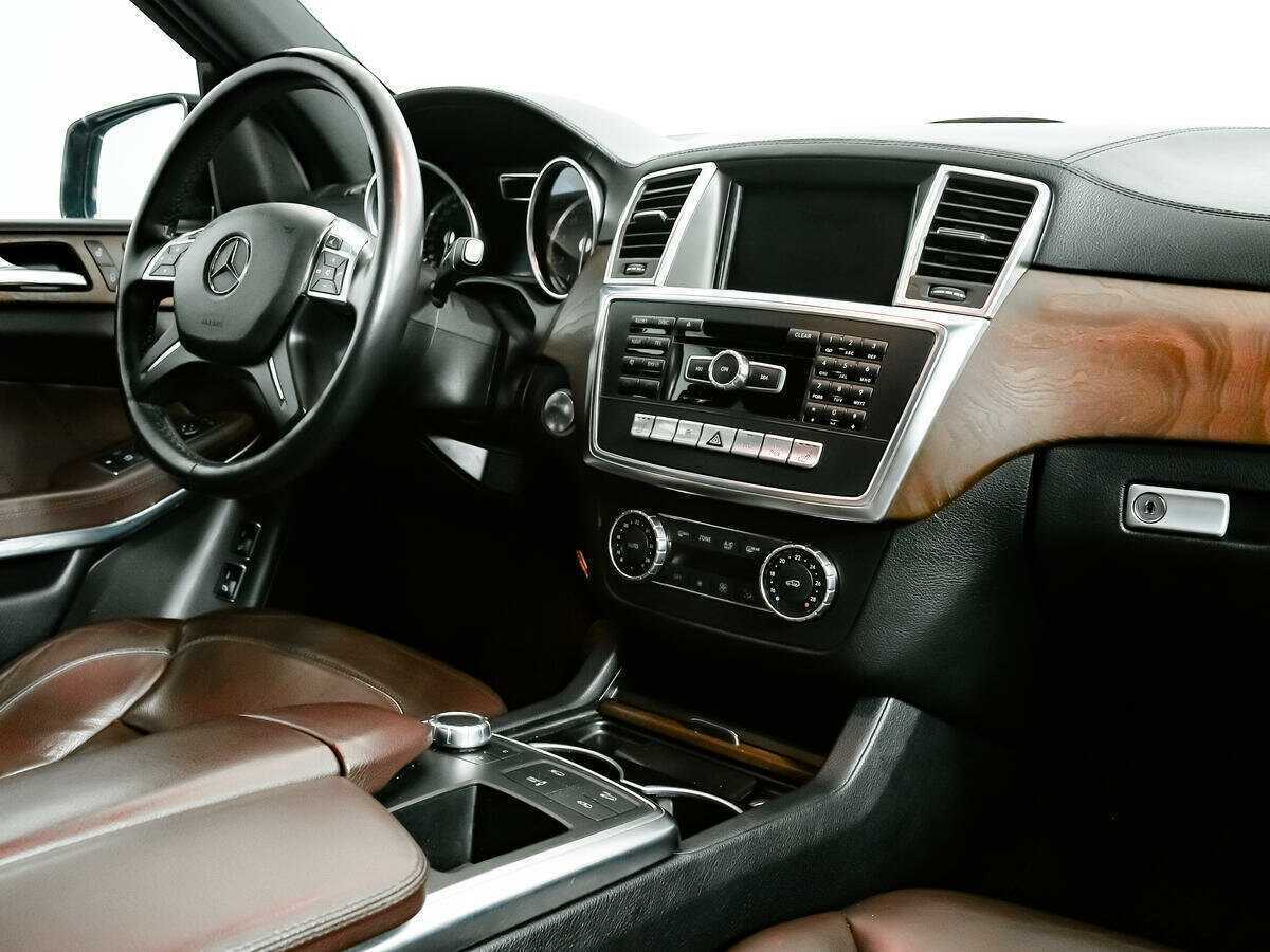 Б/У Мерседес-Бенц ГЛ-Класс 2014 года. Фото: #7