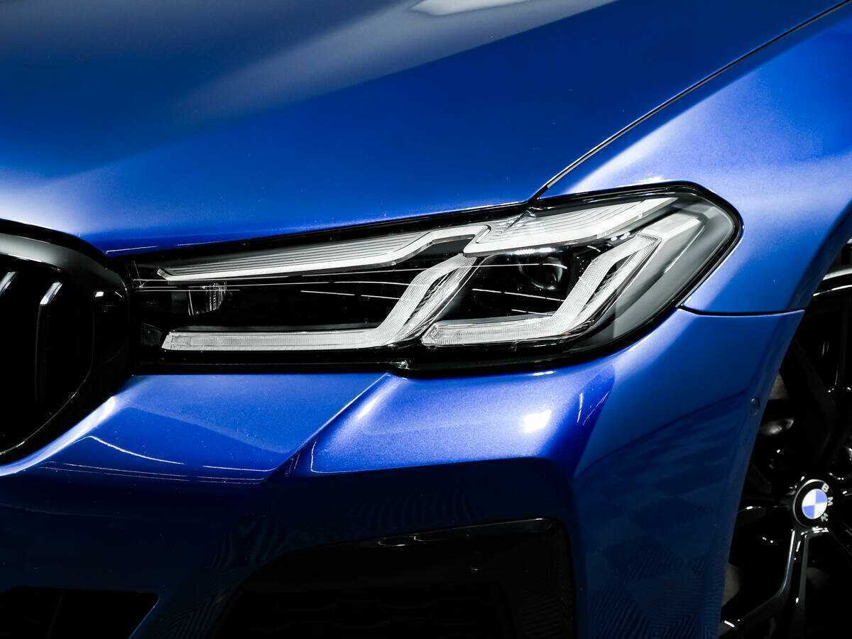 Б/У БМВ 5 серии 2022 года. Фото: #14