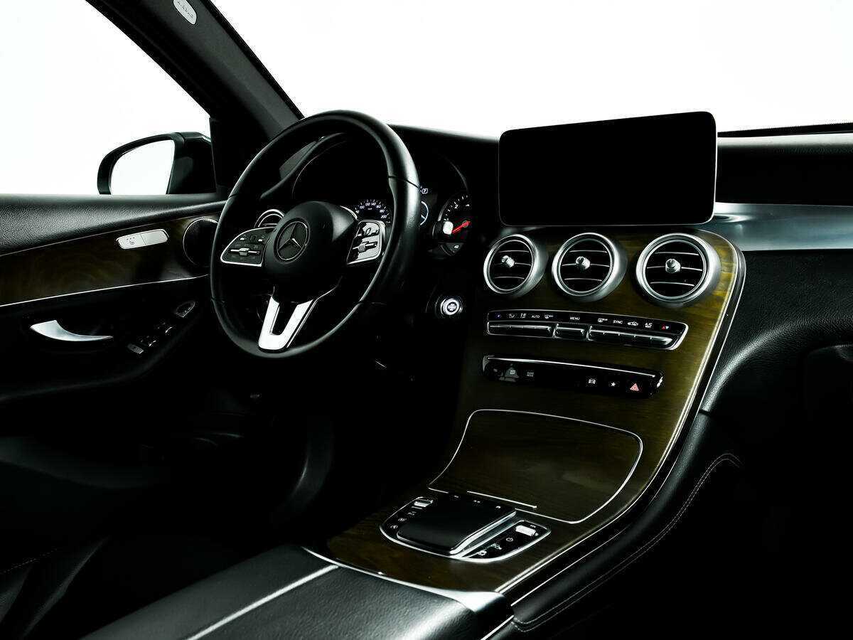 Б/У Мерседес-Бенц ГЛЦ 2019 года. Фото: #8