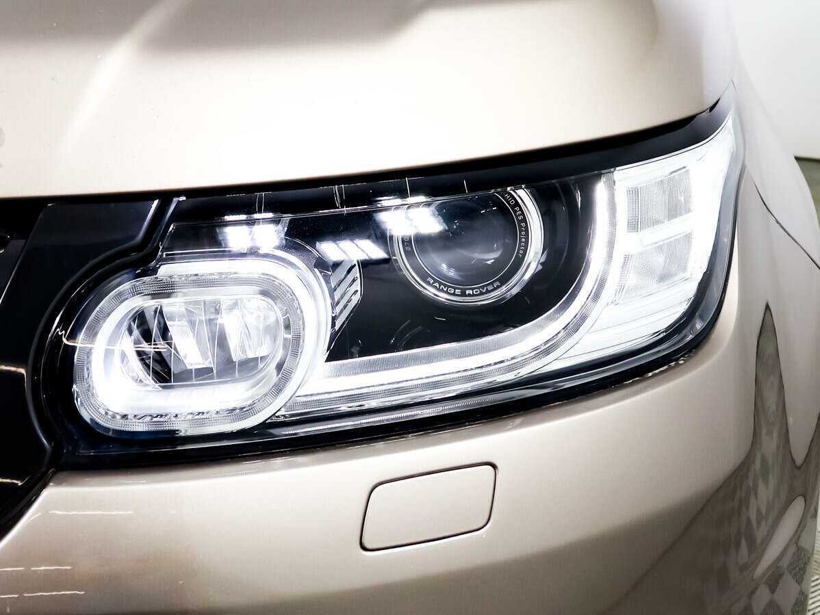 Б/У Лэнд Ровер Рэнж Ровер Спорт 2016 года. Фото: #14