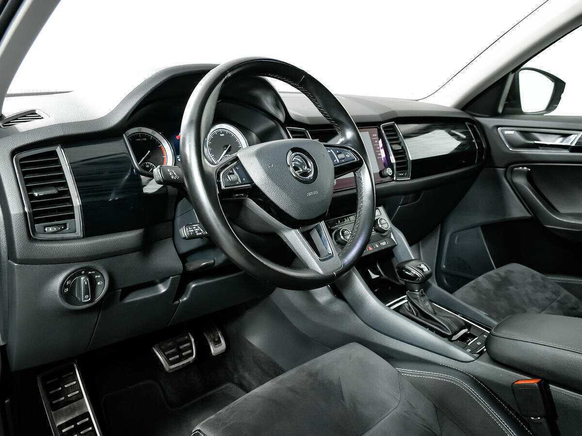 Б/У Шкода Кодиак 2017 года. Фото: #10