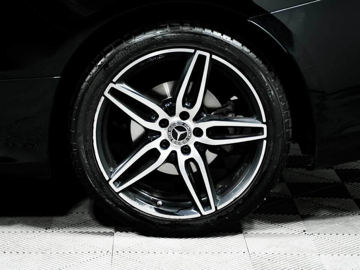 Б/У Мерседес-Бенц Е-Класс 2018 года. Фото: #13