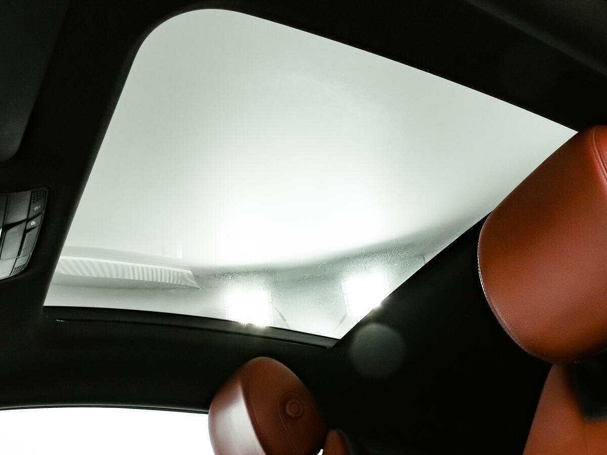 Б/У Мерседес-Бенц Ц-Класс 2016 года. Фото: #15