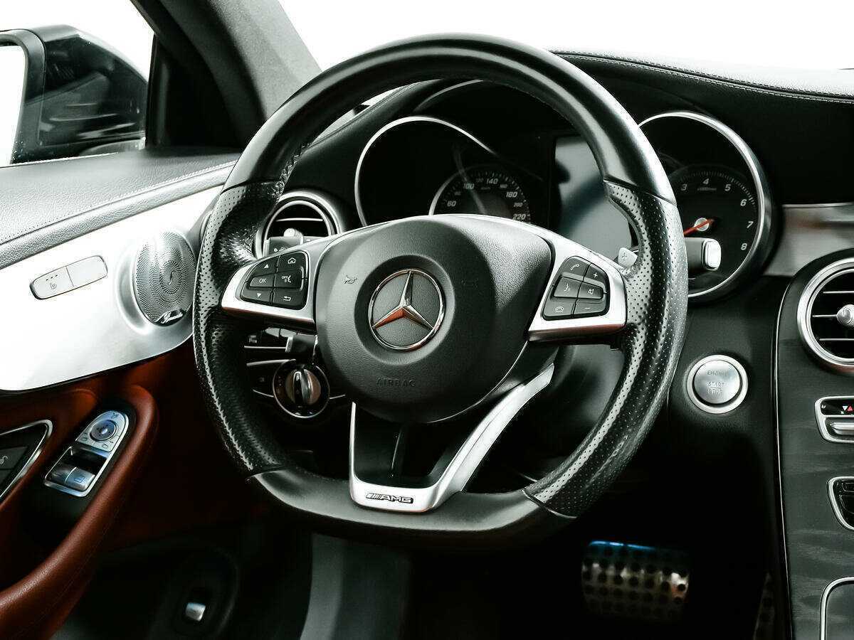 Б/У Мерседес-Бенц Ц-Класс 2016 года. Фото: #16