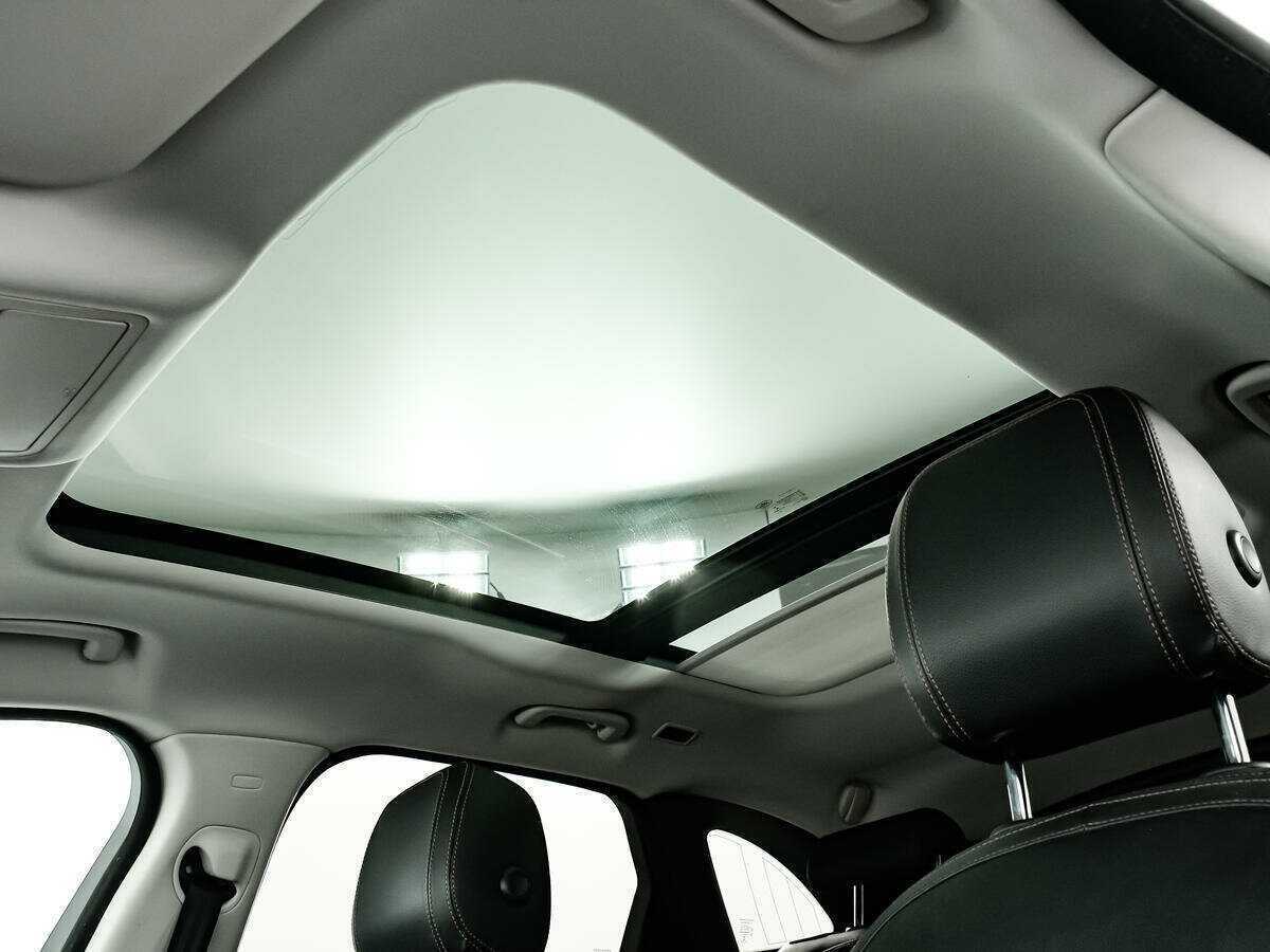 Б/У Ягуар Ф-Пэйс 2016 года. Фото: #16