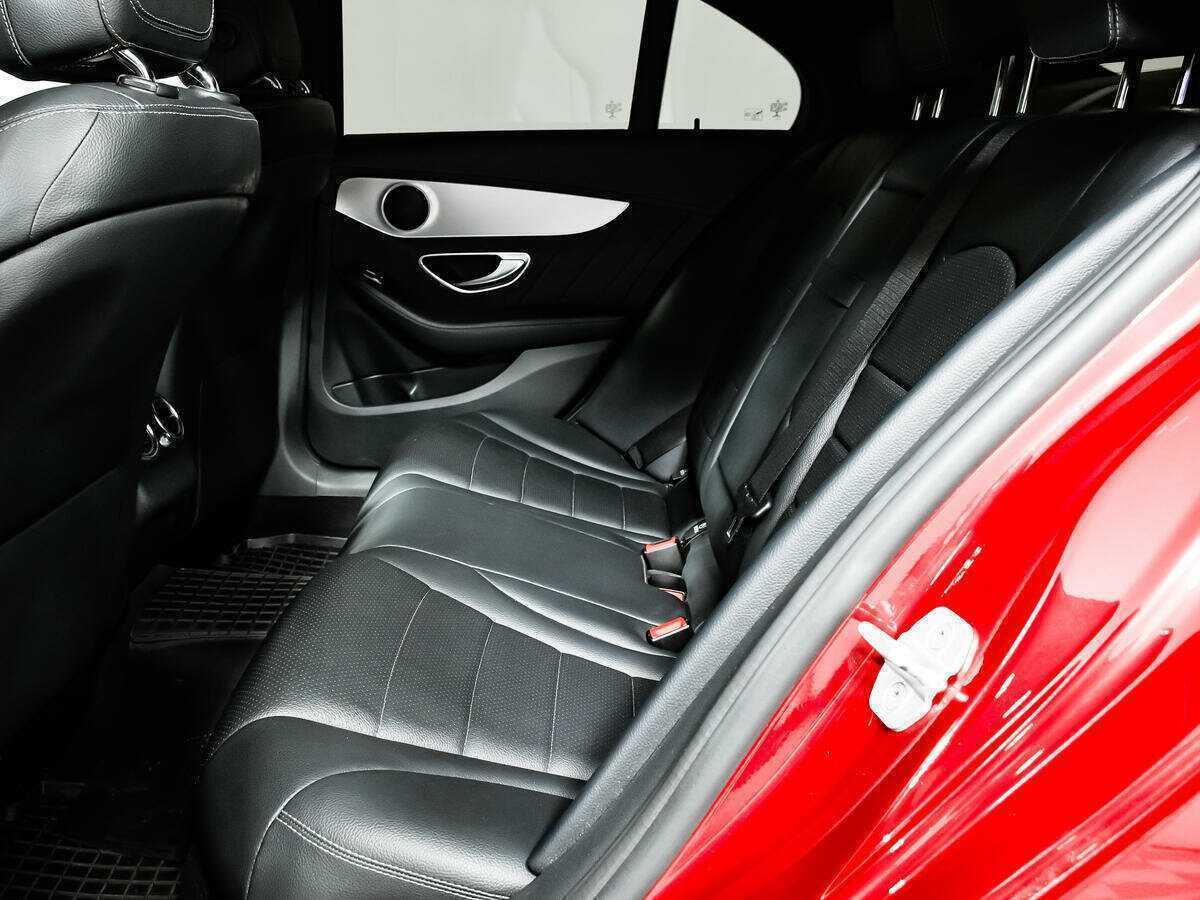 Б/У Мерседес-Бенц Ц-Класс 2014 года. Фото: #9