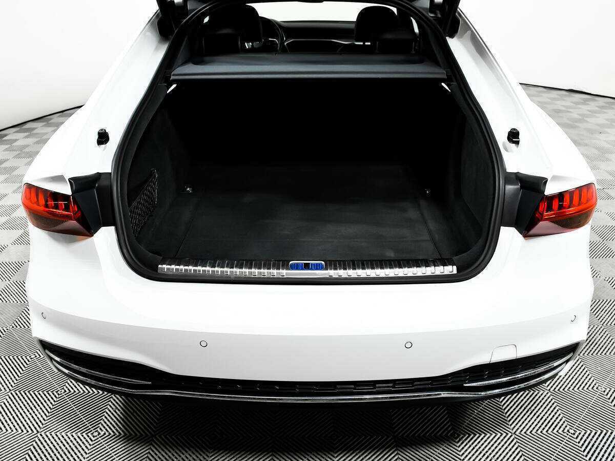 Б/У Ауди А7 2021 года. Фото: #16