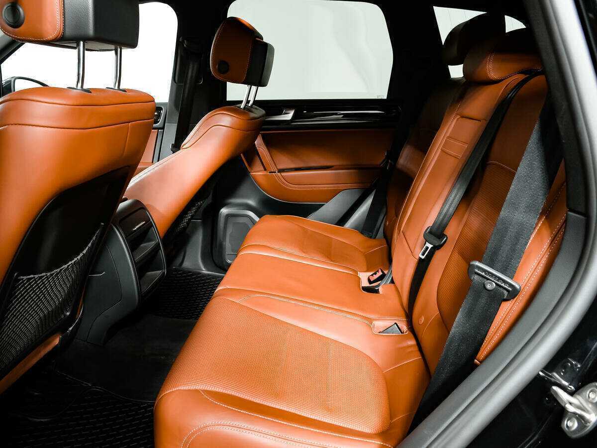 Б/У Фольксваген Туарег 2014 года. Фото: #11