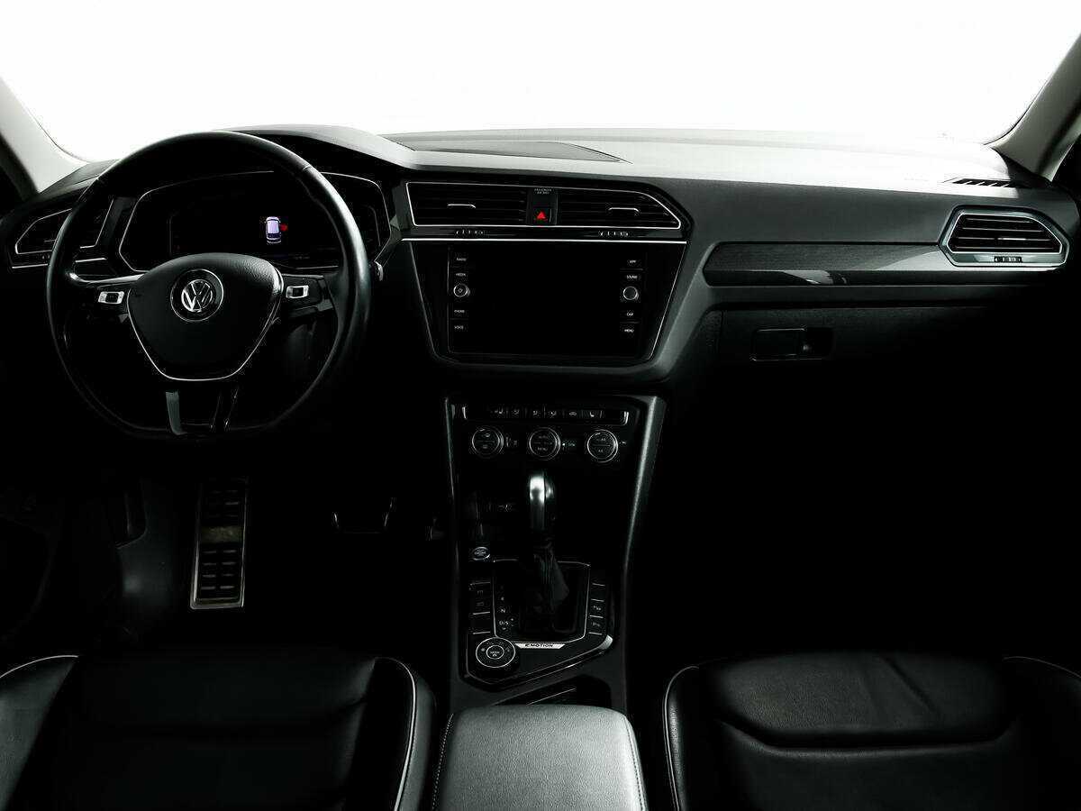 Б/У Фольксваген Тигуан 2020 года. Фото: #10