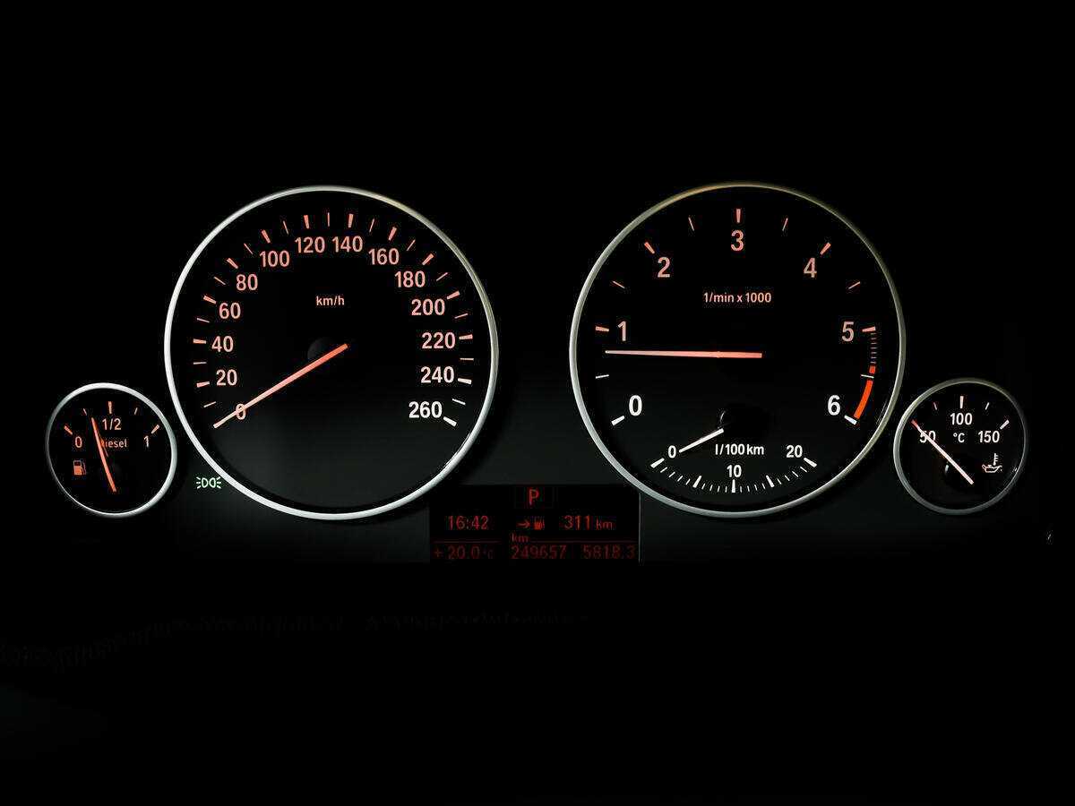 Б/У БМВ Икс3 2011 года. Фото: #9