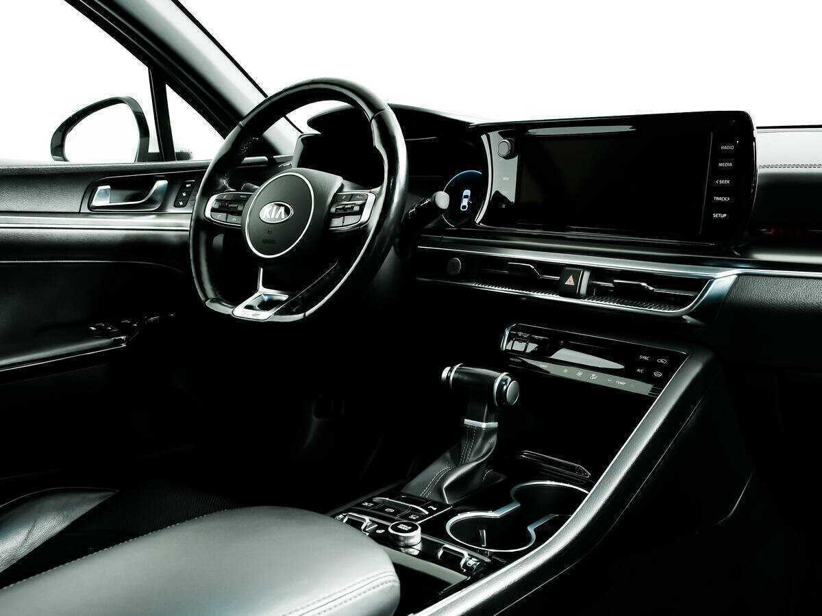 Б/У Киа К5 2021 года. Фото: #8