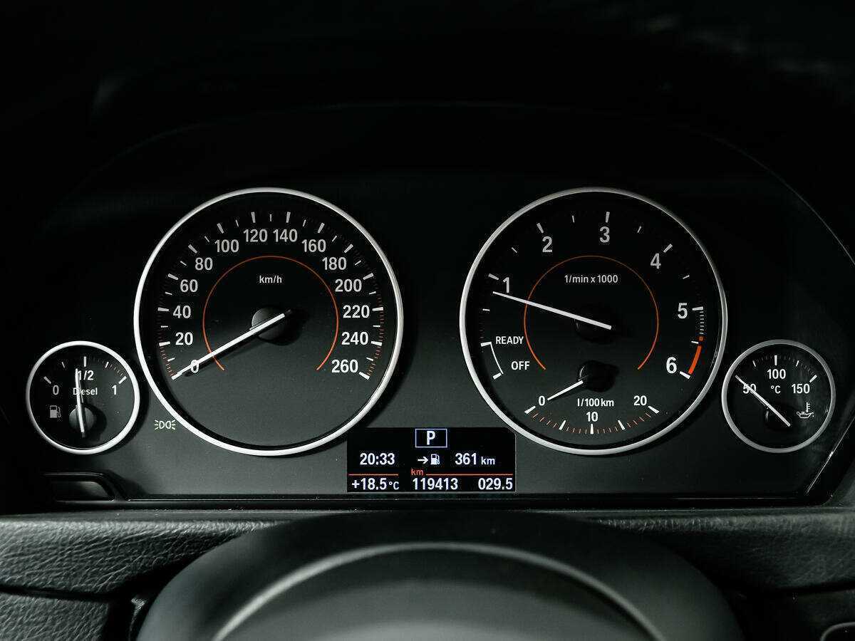 Б/У БМВ 3 серии 2018 года. Фото: #8