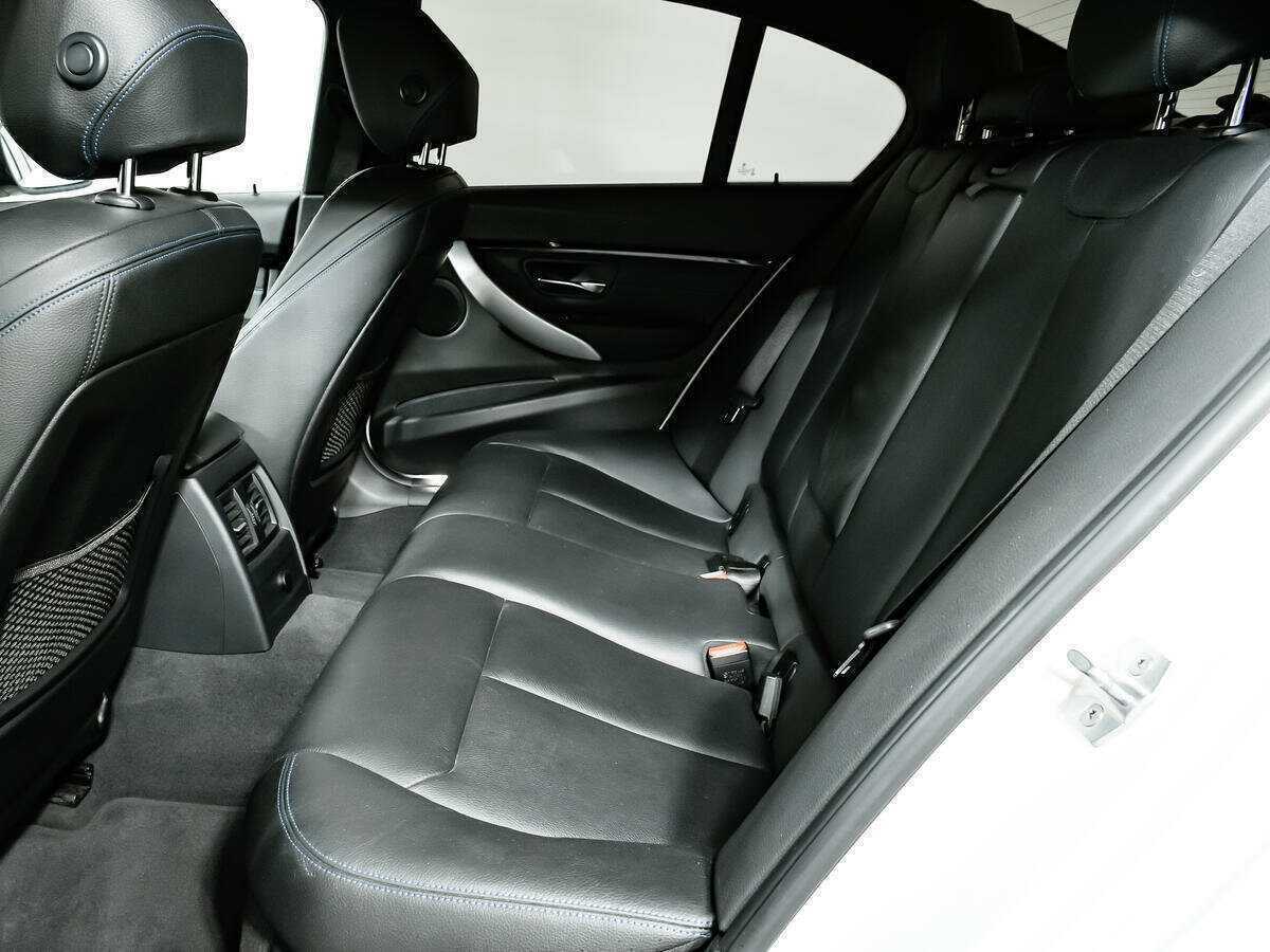 Б/У БМВ 3 серии 2018 года. Фото: #10