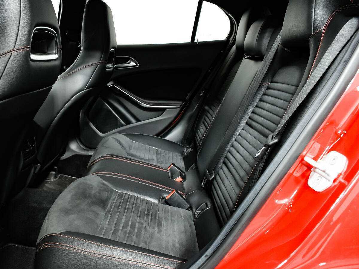 Б/У Мерседес-Бенц ГЛА 2014 года. Фото: #11