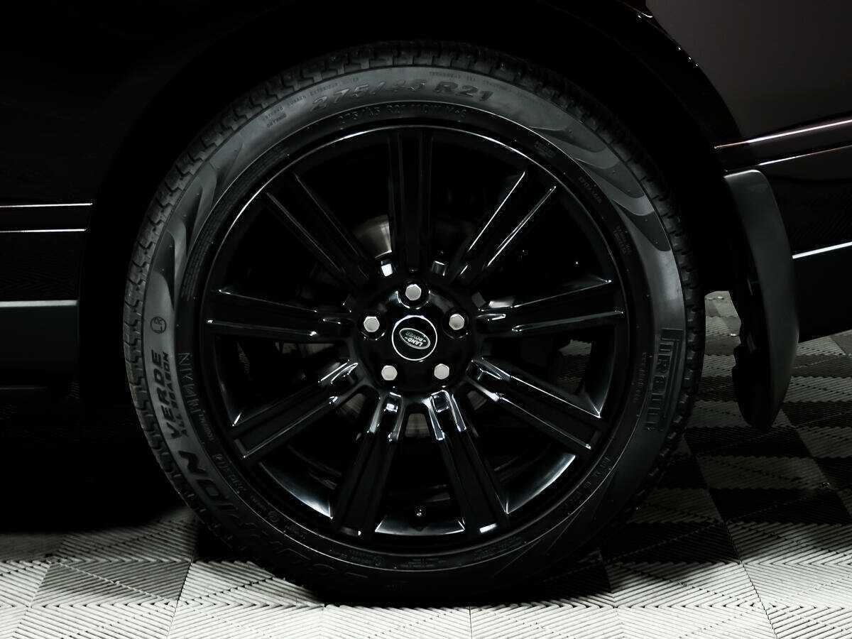 Б/У Лэнд Ровер Рэнж Ровер 2019 года. Фото: #11